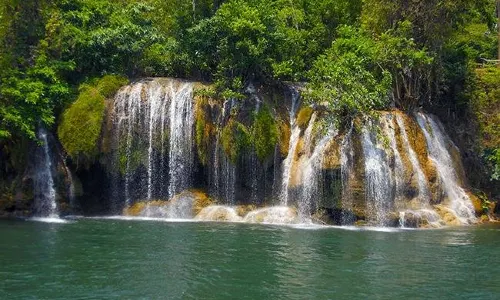Sai Yok Noi Waterfall (Khao Pang Waterfall)