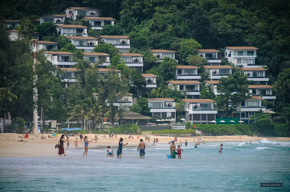 Kata Noi Beach