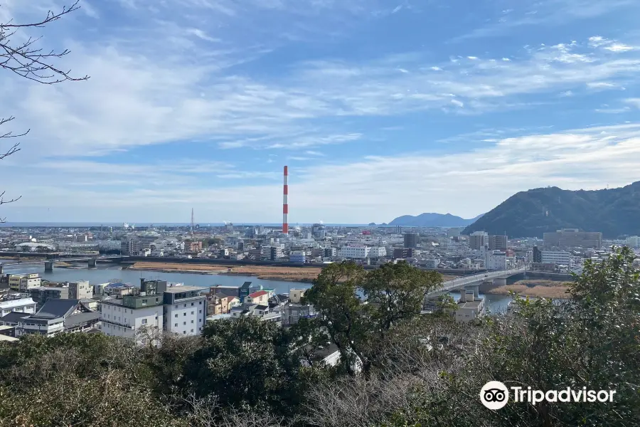 延岡城跡・城山公園