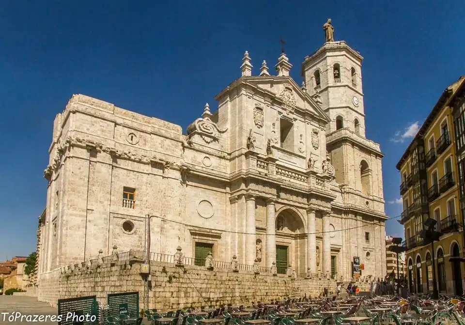 Hotels near Cathedral of Valladolid