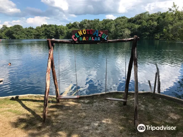 Cenote Azul