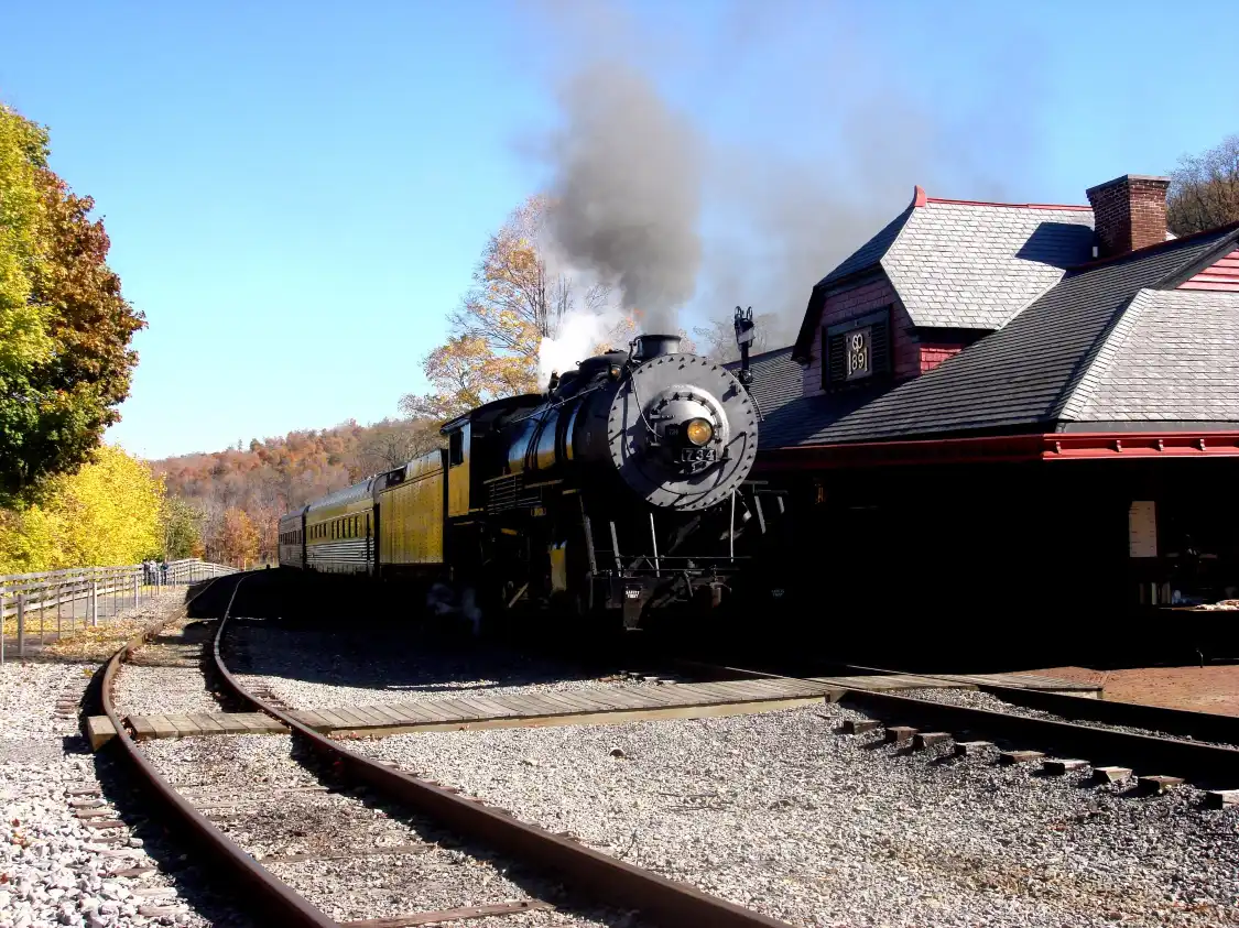 Hotels near Frostburg Depot