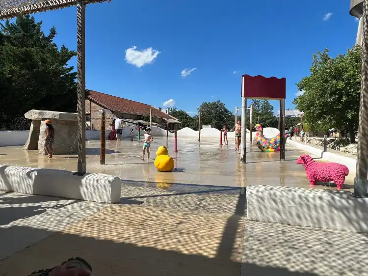 Hotels in Vagnas
