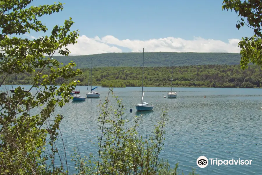 Lago de Montbel