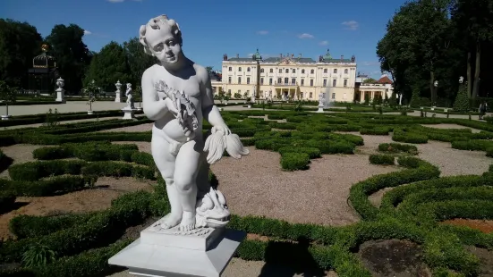 Park Garden Palace of Branicki