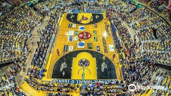 Coliseo Manuel “Petaca” Iguina