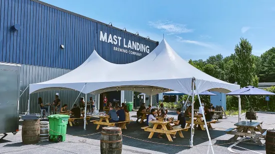 Mast Landing Brewing Company - Westbrook Taproom
