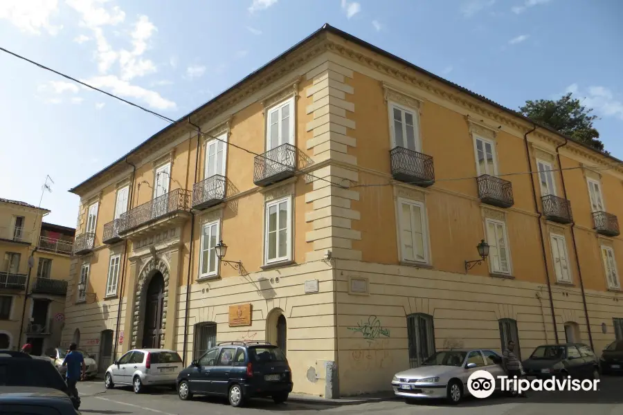 Lamezia Terme Town Library