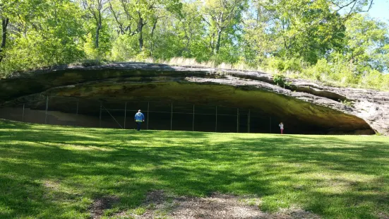 Graham Cave State Park