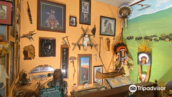 Featured Wood Gallery & Museum