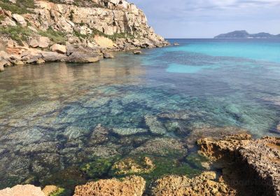 Spiaggia di Cala Rossa