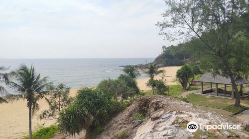 Pantai Teluk Bidara