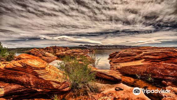Sand Hollow State Park