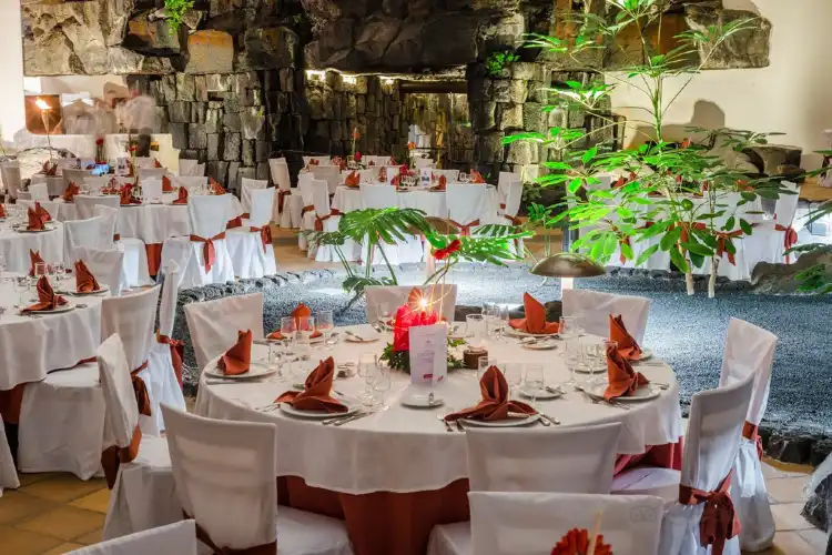 Hotels in San Bartolome
