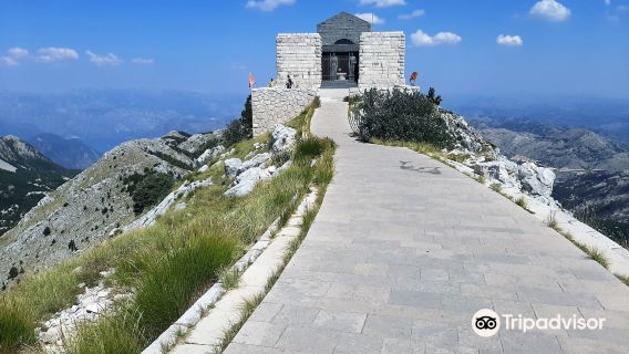 洛夫琴山國家公園