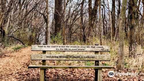 Lincoln Memorial Garden and Nature Center