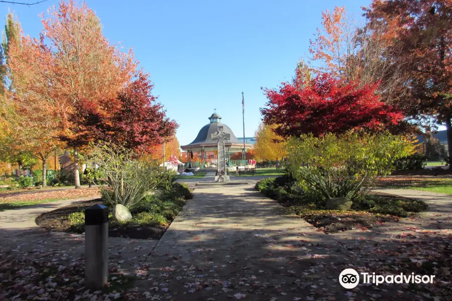 Memorial Peace Park Spirit Square