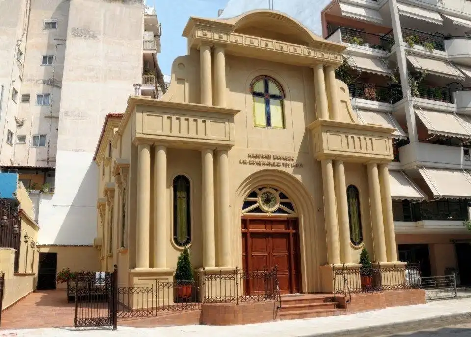 Catholic Church of the Sacred Heart of Jesus附近的飯店