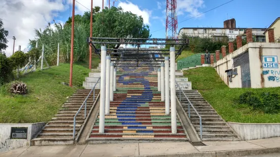 Escaleras del Cerro Marconi