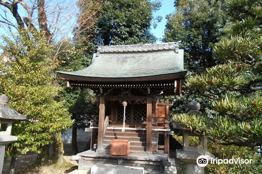 Ozake-Jinja Shrine