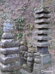 Grave of Legendary Uesugi Norikata