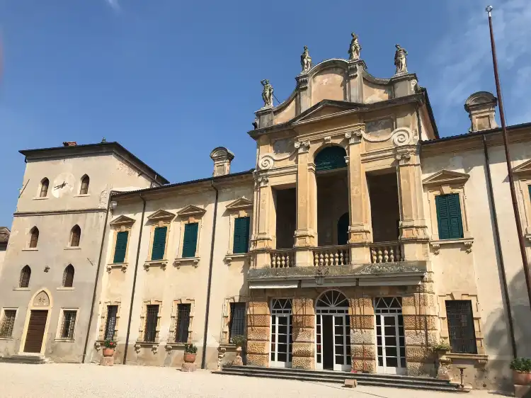 Hotels in Cerea