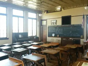 Reed School