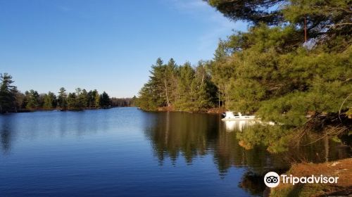 Six Mile Lake Provincial Park