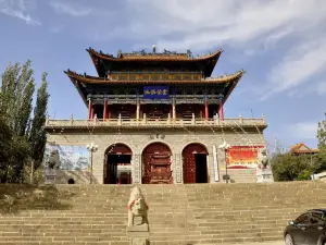 Baiyin Pinchuan Hongshan Temple Grottoes