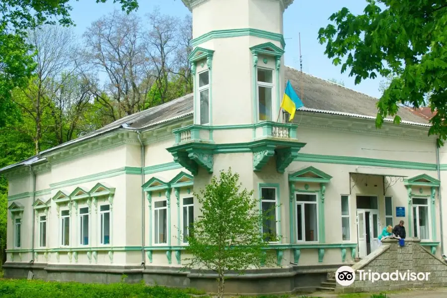 Golukhovskiy Mansion