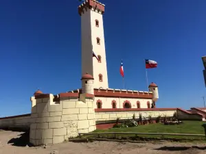 Phare Monumental La Serena