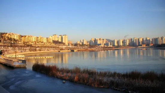 Gwanggyo Lake Park