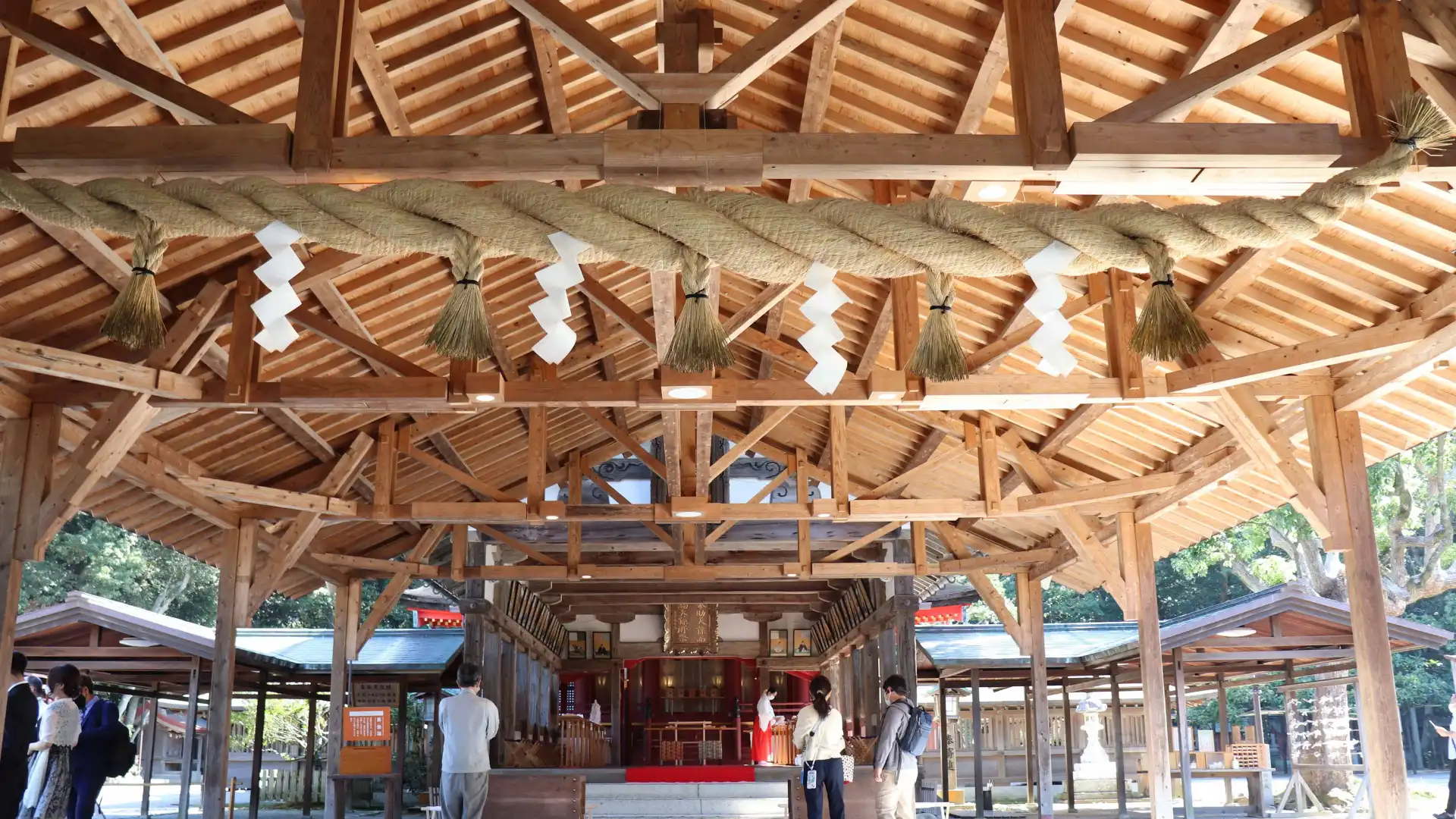Hotels near Munakata Shrine