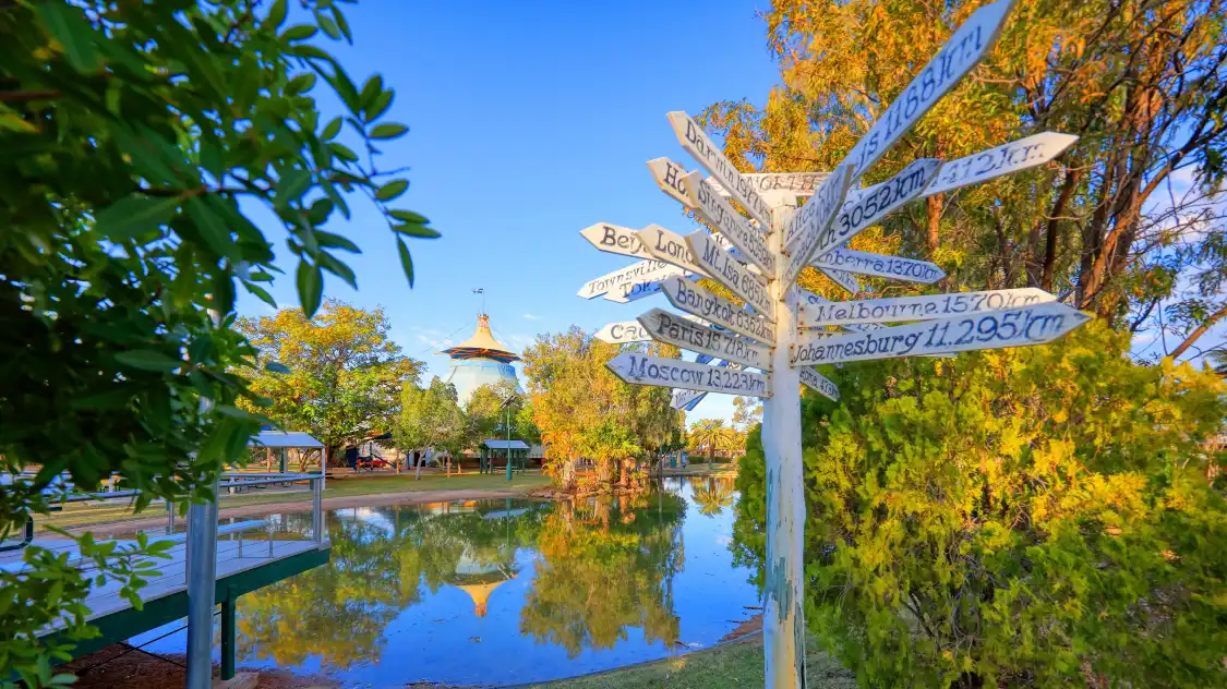 Australian Workers Heritage Centre 주변 호텔