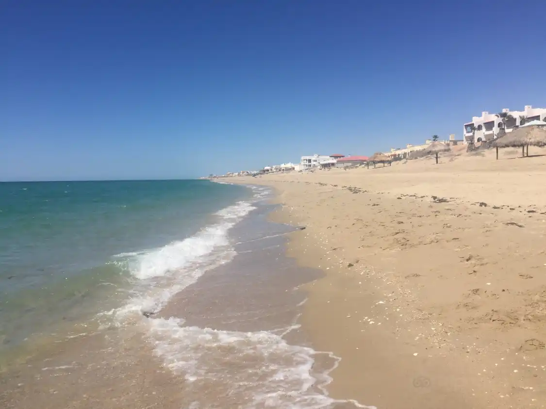 Hotels near Playa Encanto