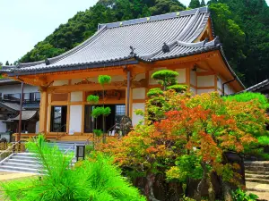 Eikokuji Temple (Yurei-dera)