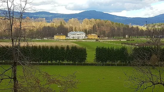 Schloss & Tierpark Rosegg