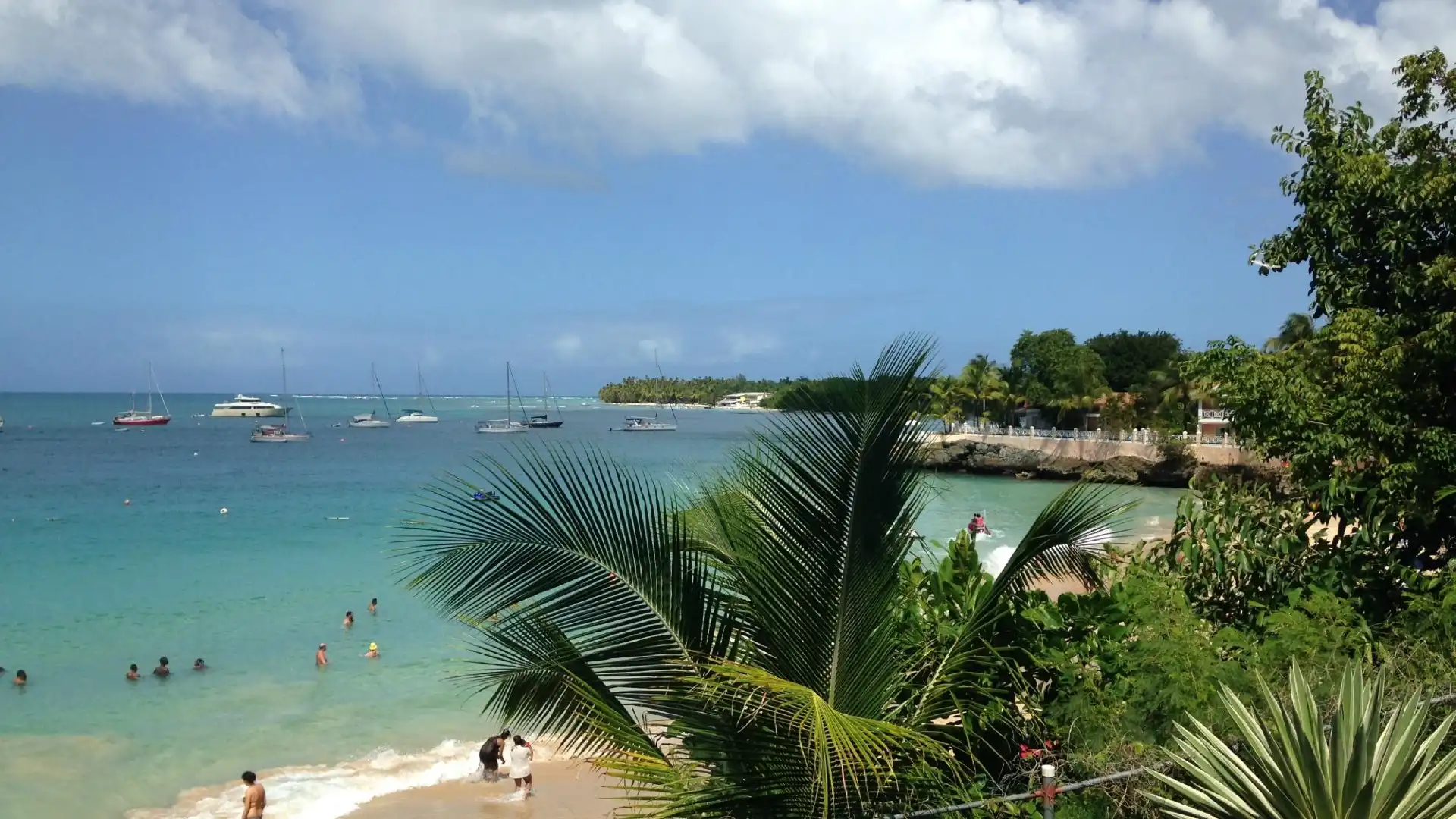 Hotels near Store Bay