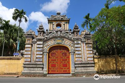 An Dinh Palace