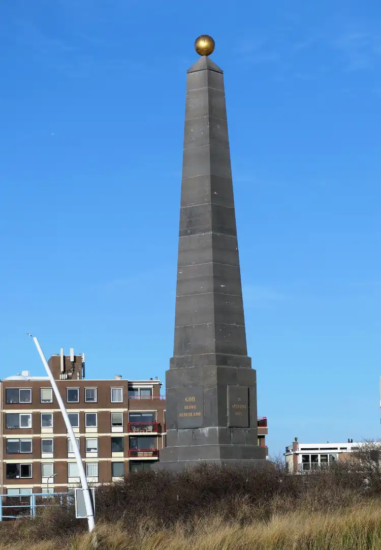 Hotels near Memorial of King William I