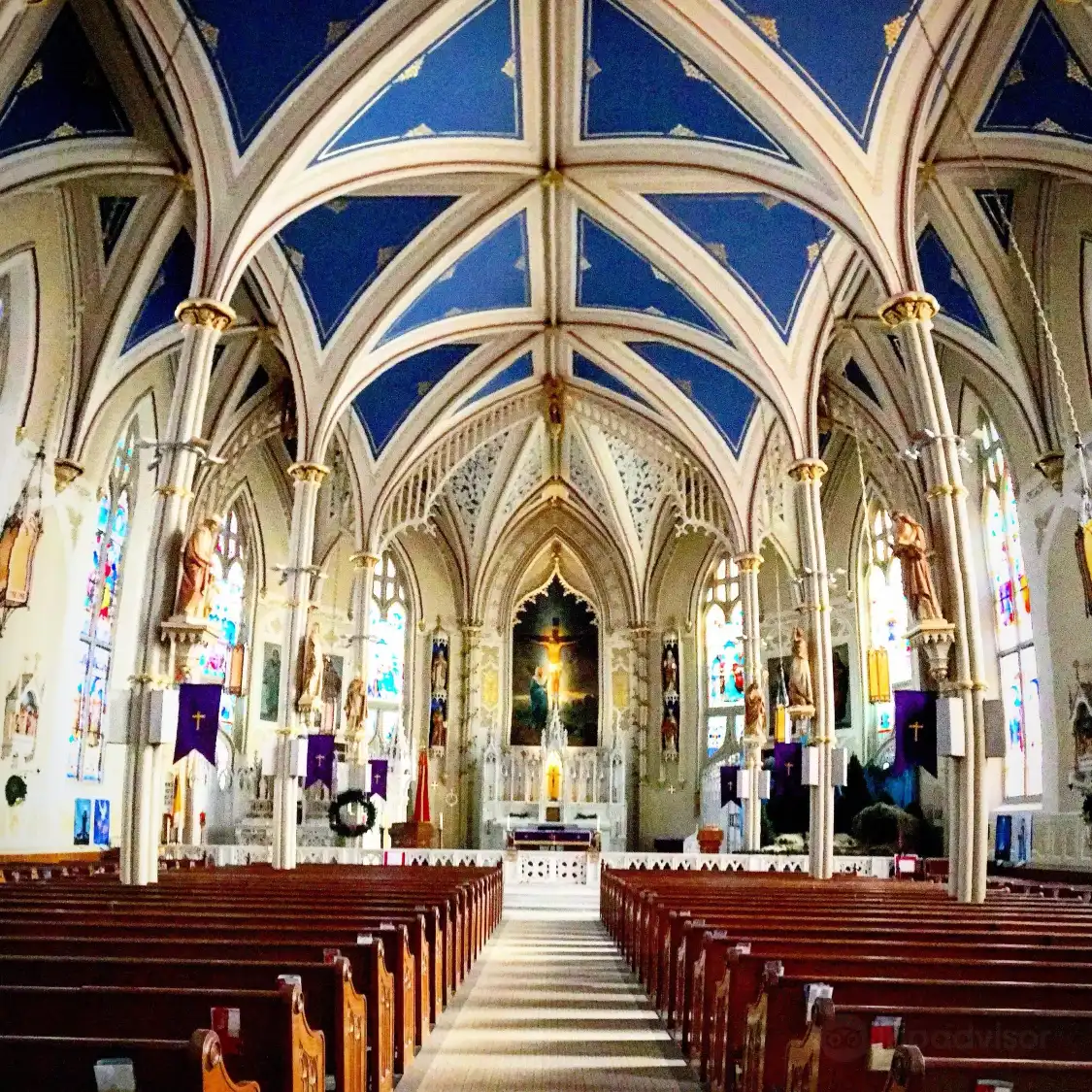 Hotels near St Mary's Basilica