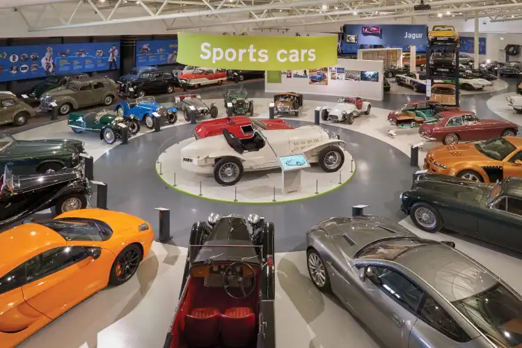 Hotels near British Motor Museum