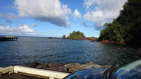 Hana Bay Beach Park