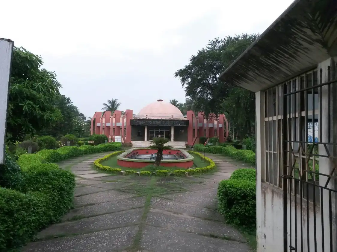Hotels near MEGHNAD SAHA PLANETORIUM