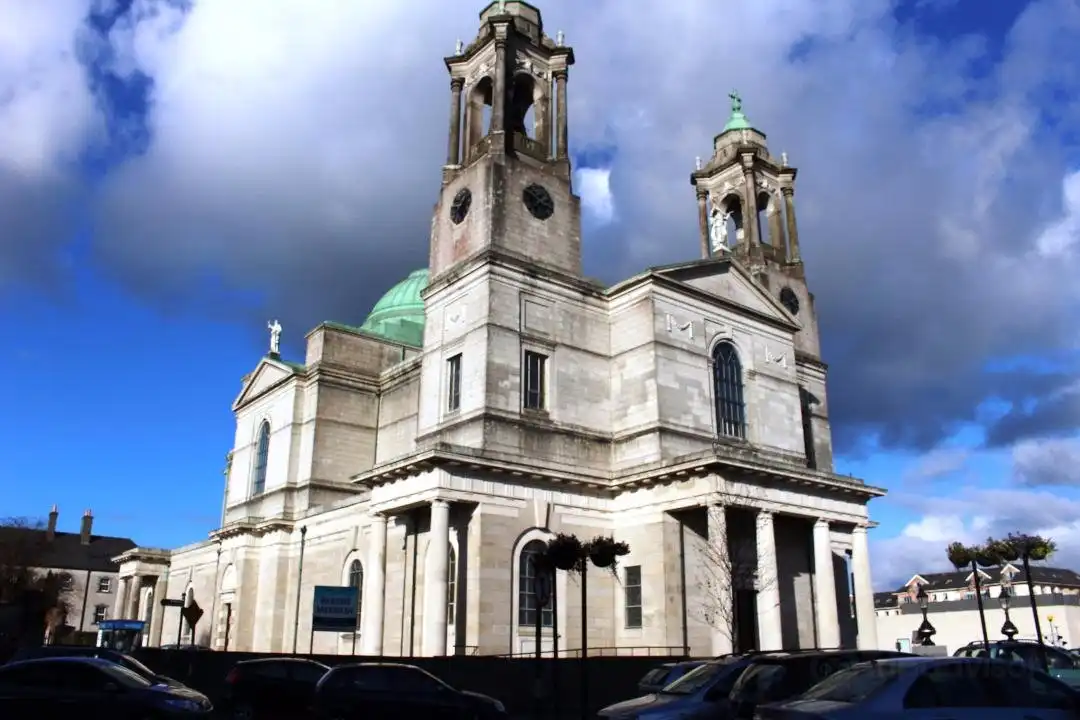 Hotels near Church of Saints Peter & Paul