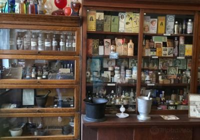 Oklahoma Frontier Drug Store Museum