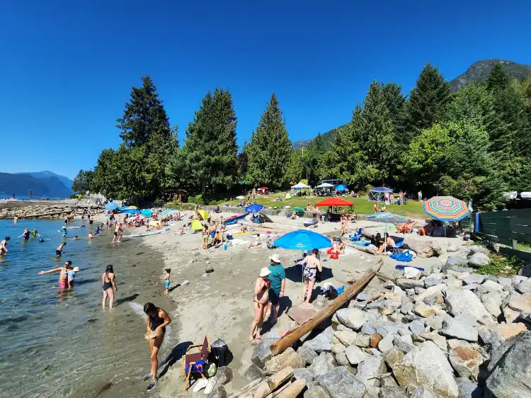 Hotels in Lions Bay