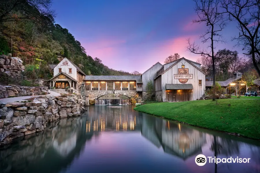 Dogwood Canyon Nature Park