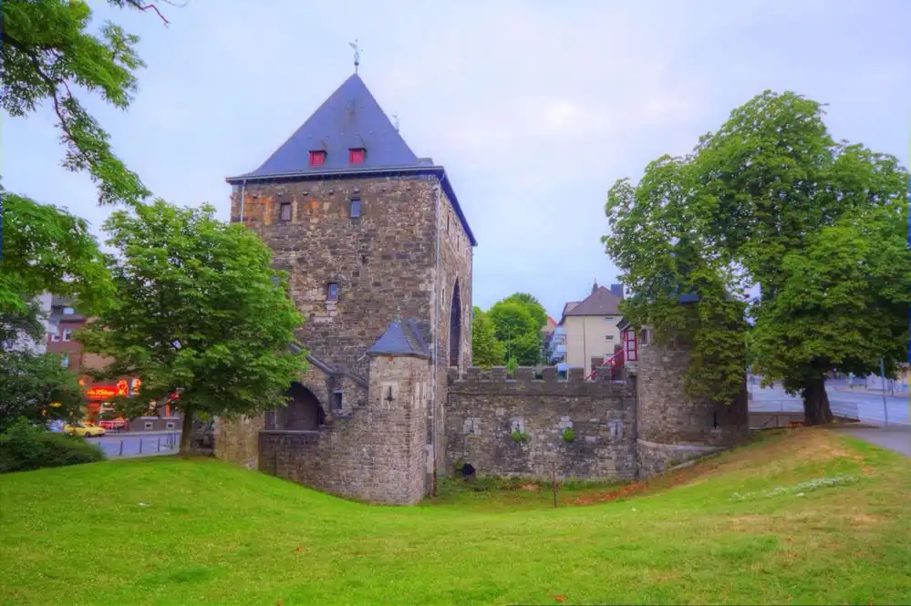 Hotels near Ponttor