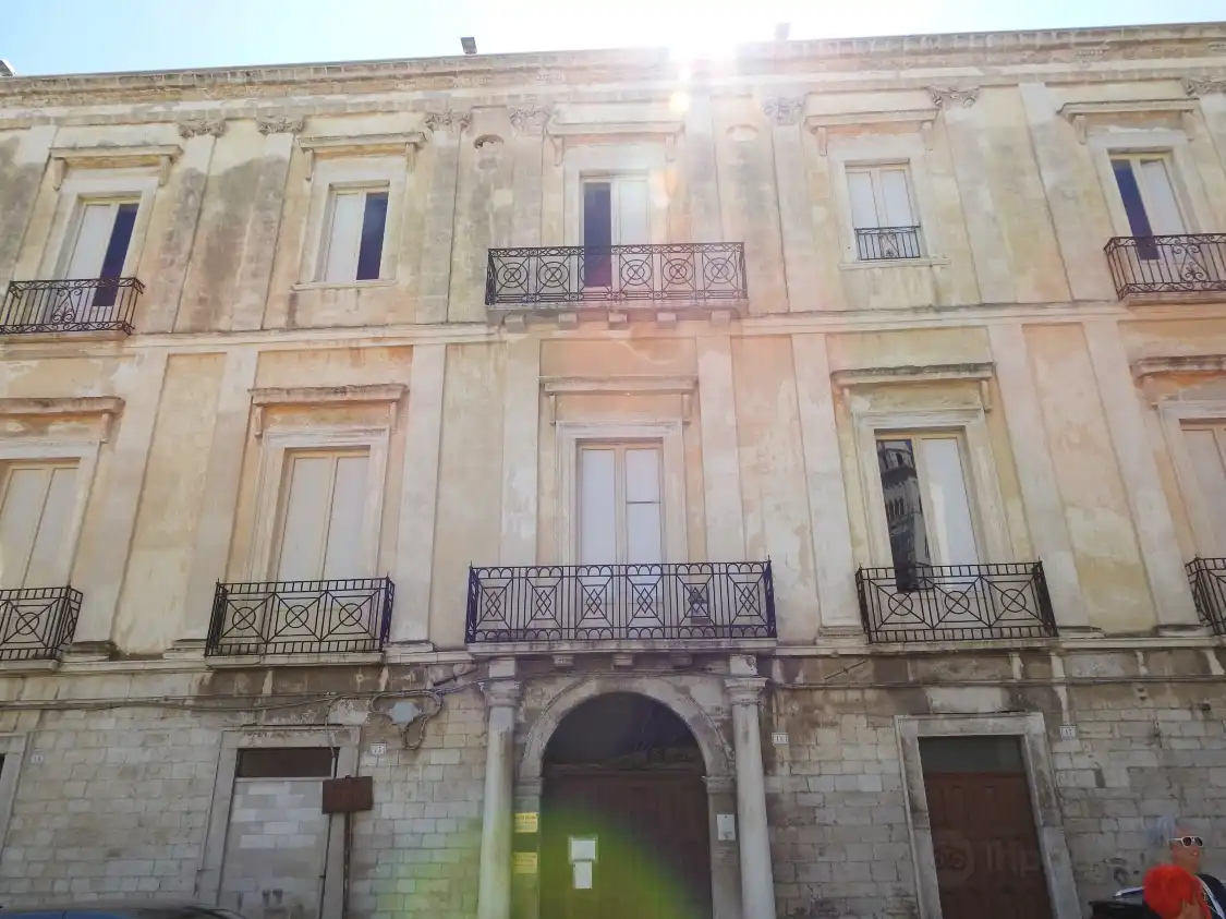 Hotel in zona Palazzo Sardella - Biblioteca Diocesana